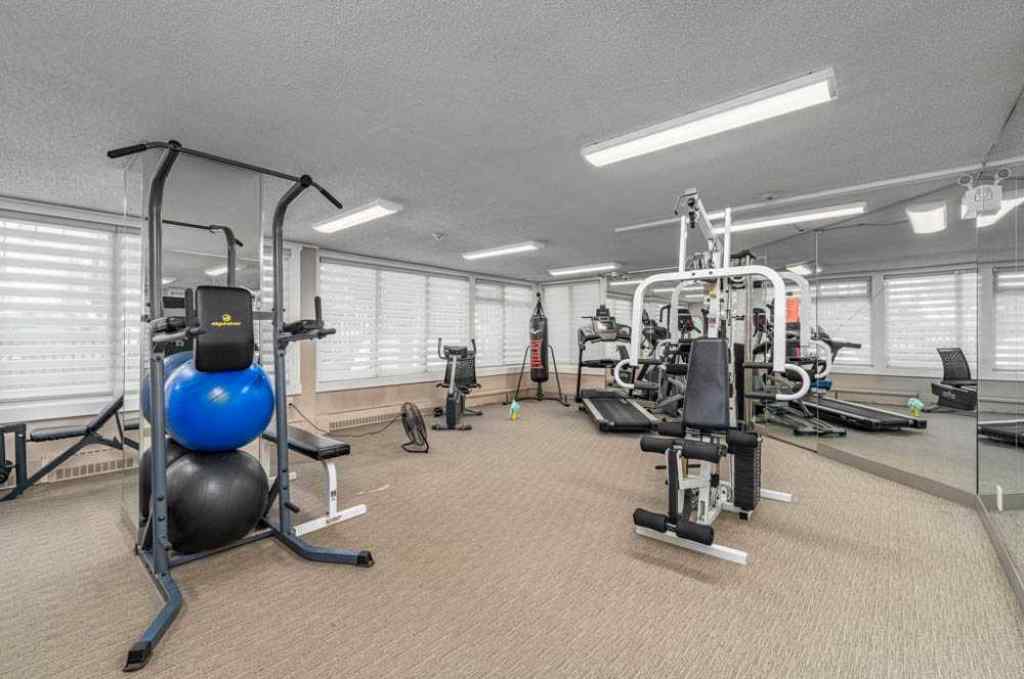 MLS® A2254258 - Unit #406 511 56 Avenue SW in Windsor Park Calgary, Residential