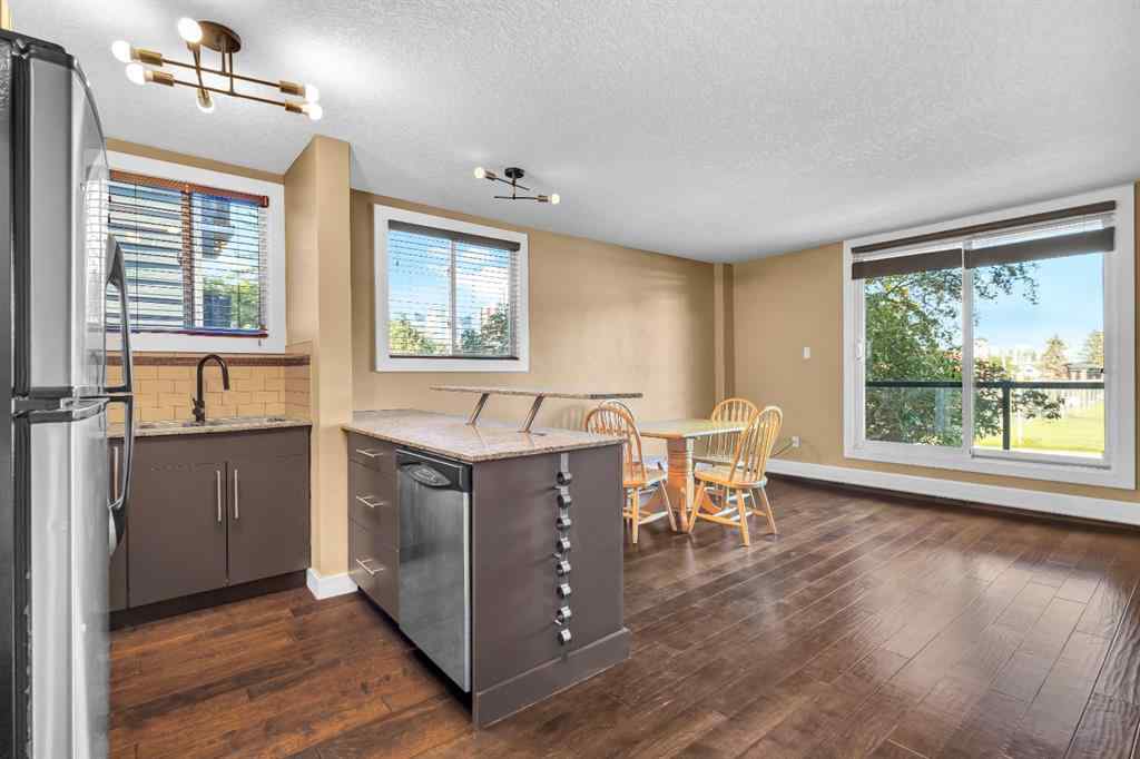 MLS® A2254259 - Unit #201 2209 14 Street SW in Bankview Calgary, Residential