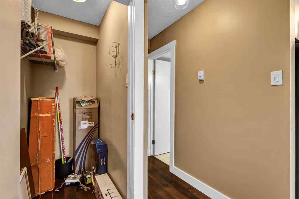 MLS® A2254259 - Unit #201 2209 14 Street SW in Bankview Calgary, Residential