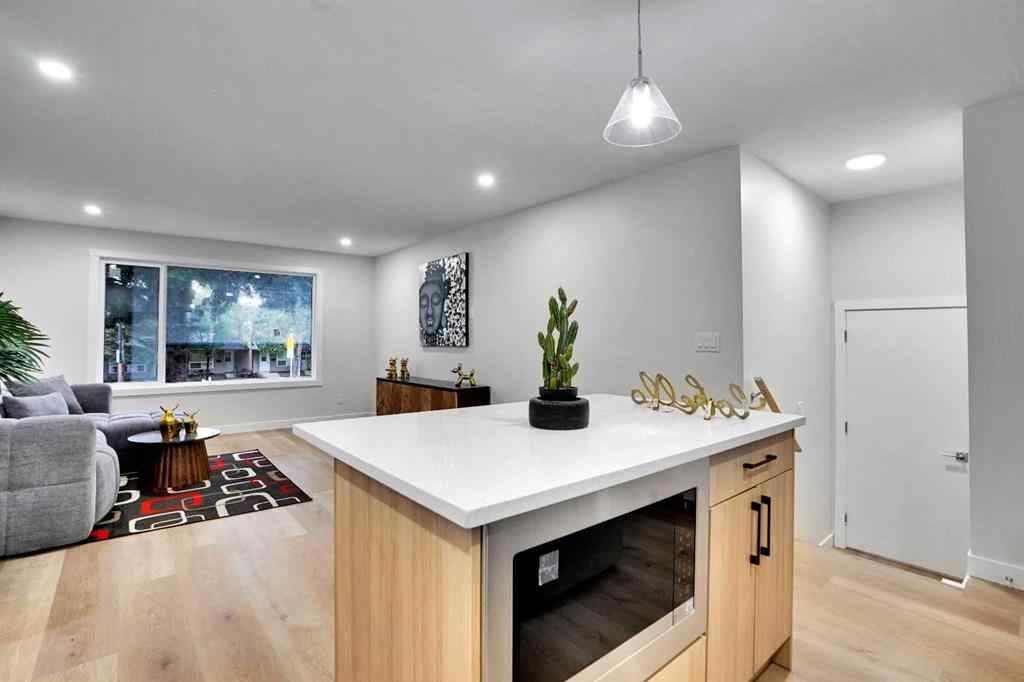 MLS® A2254269 - 903B Queensland Drive SE in Queensland Calgary, Residential
