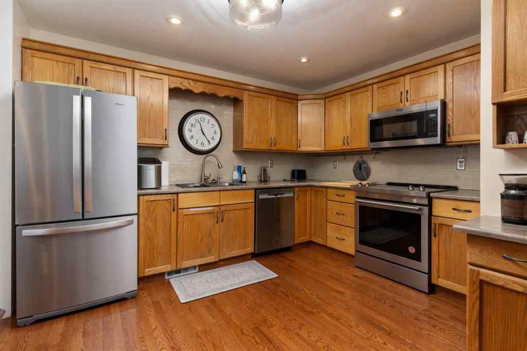 MLS® A2254271 - 3914 56A   in Parkview Camrose, Residential