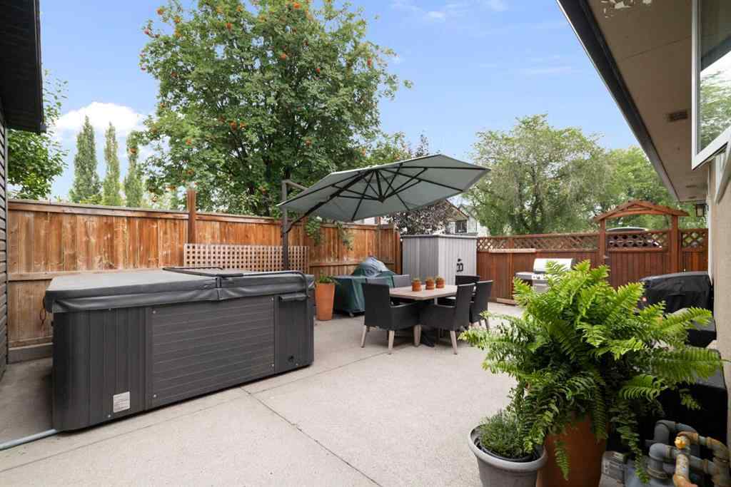 MLS® A2254278 - 2604 63 Avenue SW in Lakeview Calgary, Residential