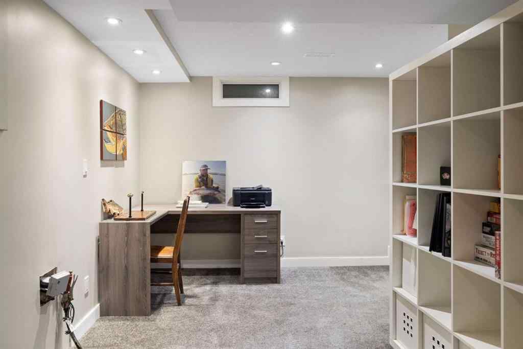 MLS® A2254278 - 2604 63 Avenue SW in Lakeview Calgary, Residential