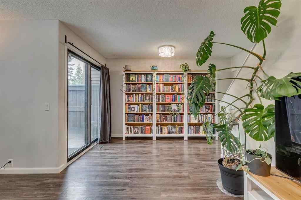 MLS® A2254280 - Unit #101 2300 Oakmoor Drive SW in Palliser Calgary, Residential