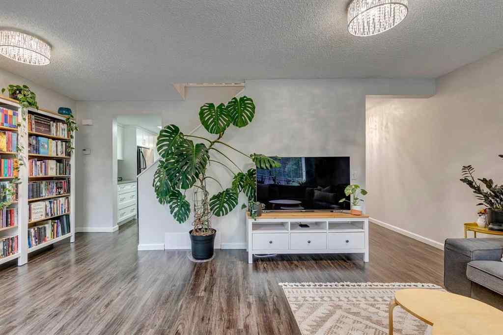 MLS® A2254280 - Unit #101 2300 Oakmoor Drive SW in Palliser Calgary, Residential