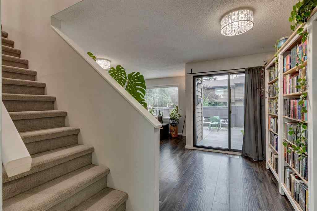 MLS® A2254280 - Unit #101 2300 Oakmoor Drive SW in Palliser Calgary, Residential