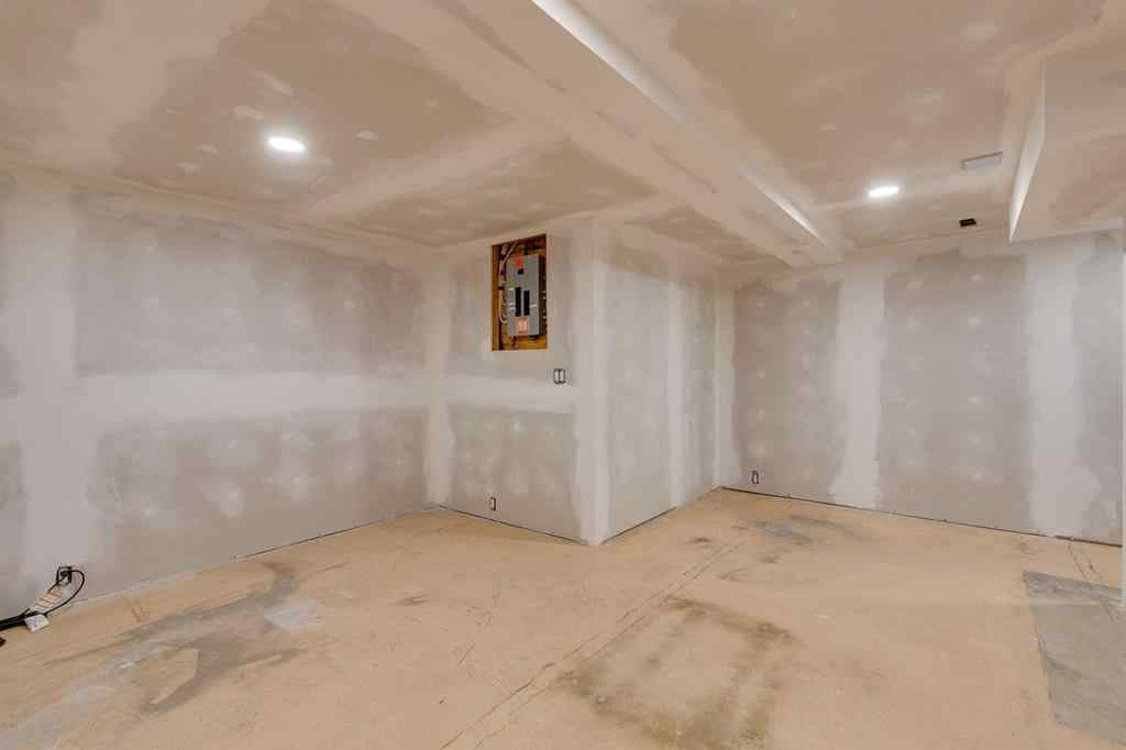 MLS® A2254280 - Unit #101 2300 Oakmoor Drive SW in Palliser Calgary, Residential