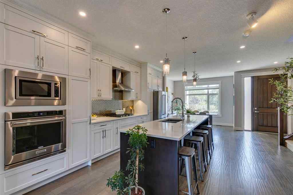 MLS® A2254281 - 4017 1 Street NW in Highland Park Calgary, Residential