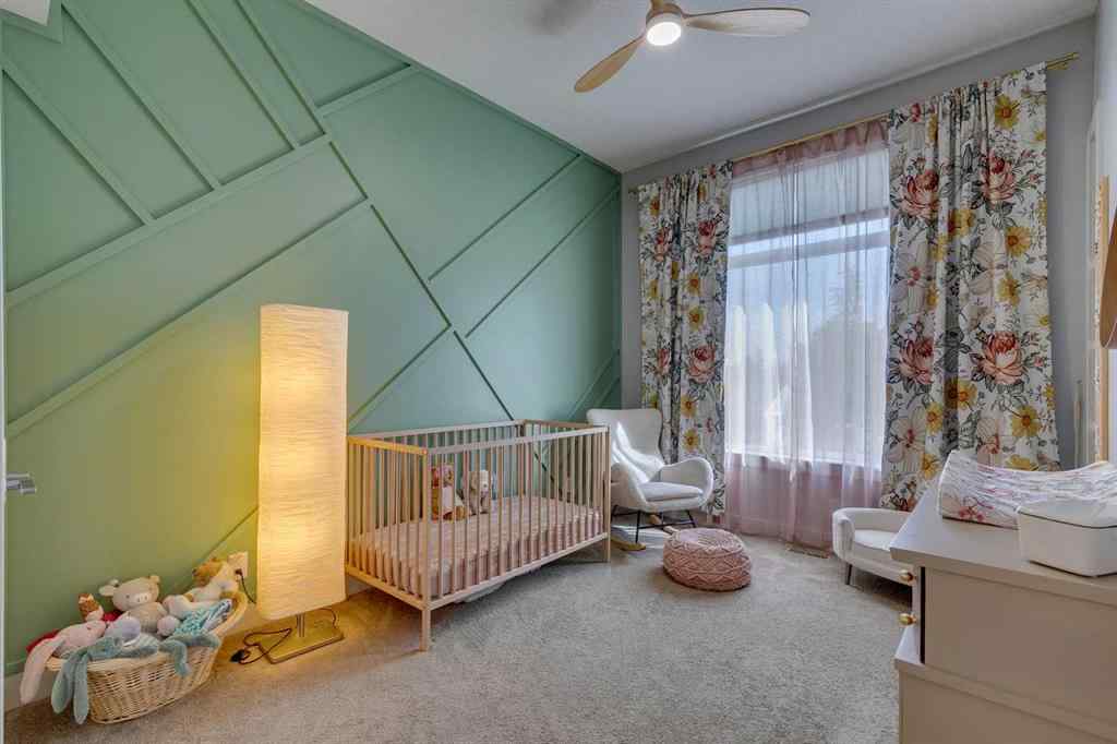 MLS® A2254281 - 4017 1 Street NW in Highland Park Calgary, Residential