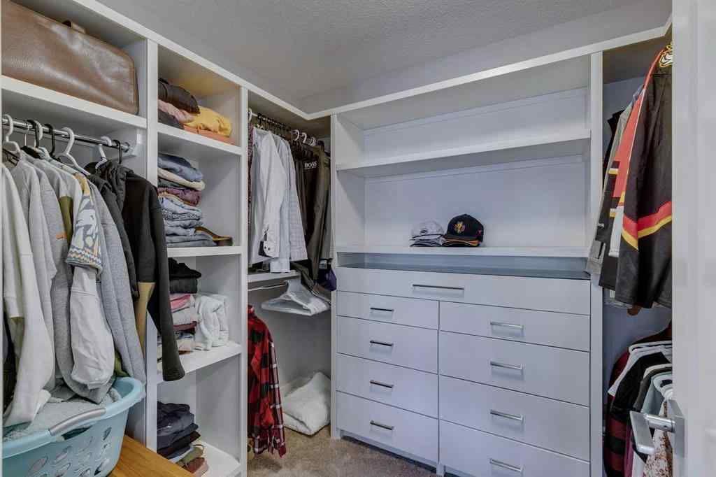 MLS® A2254281 - 4017 1 Street NW in Highland Park Calgary, Residential