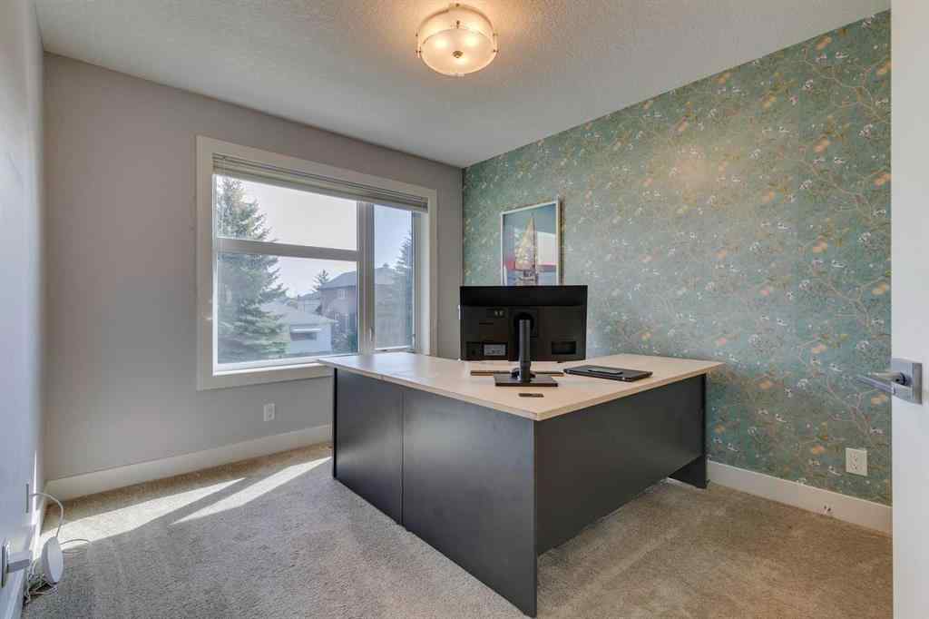 MLS® A2254281 - 4017 1 Street NW in Highland Park Calgary, Residential