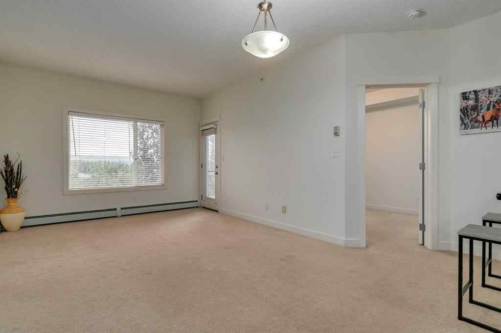 MLS® A2254282 - Unit #305 3950 46 Avenue NW in Varsity Calgary, Residential
