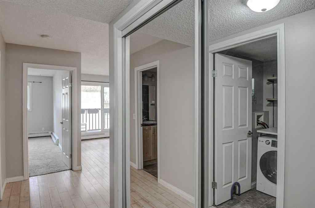 MLS® A2254283 - Unit #204 4311 73 Street NW in Bowness Calgary, Residential