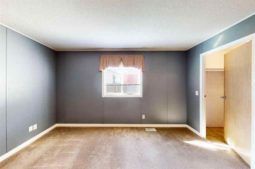 MLS® A2254289 - 209 Gregoire Crescent  in Gregoire Park Fort McMurray, Residential