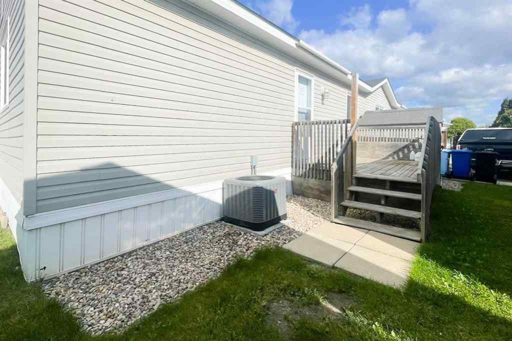 MLS® A2254289 - 209 Gregoire Crescent  in Gregoire Park Fort McMurray, Residential