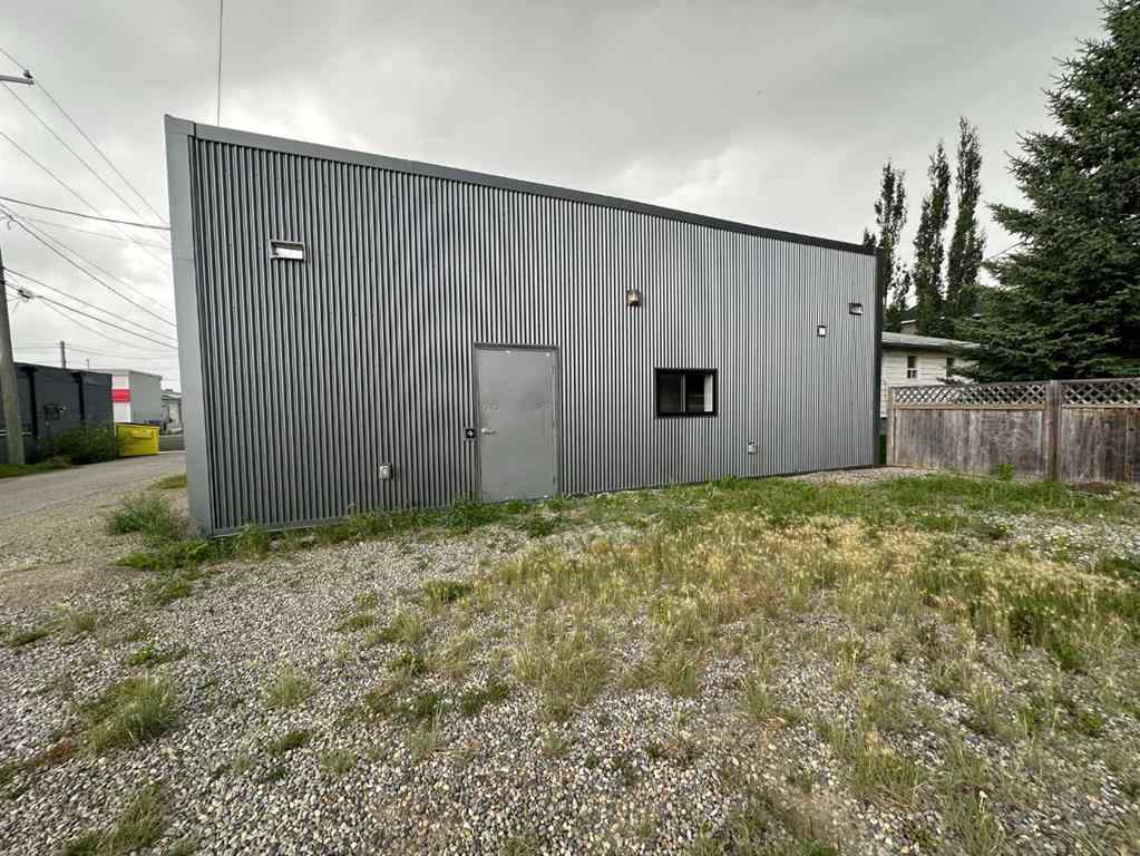 MLS® A2254298 - 2014 18 Avenue  in NONE Didsbury, Commercial