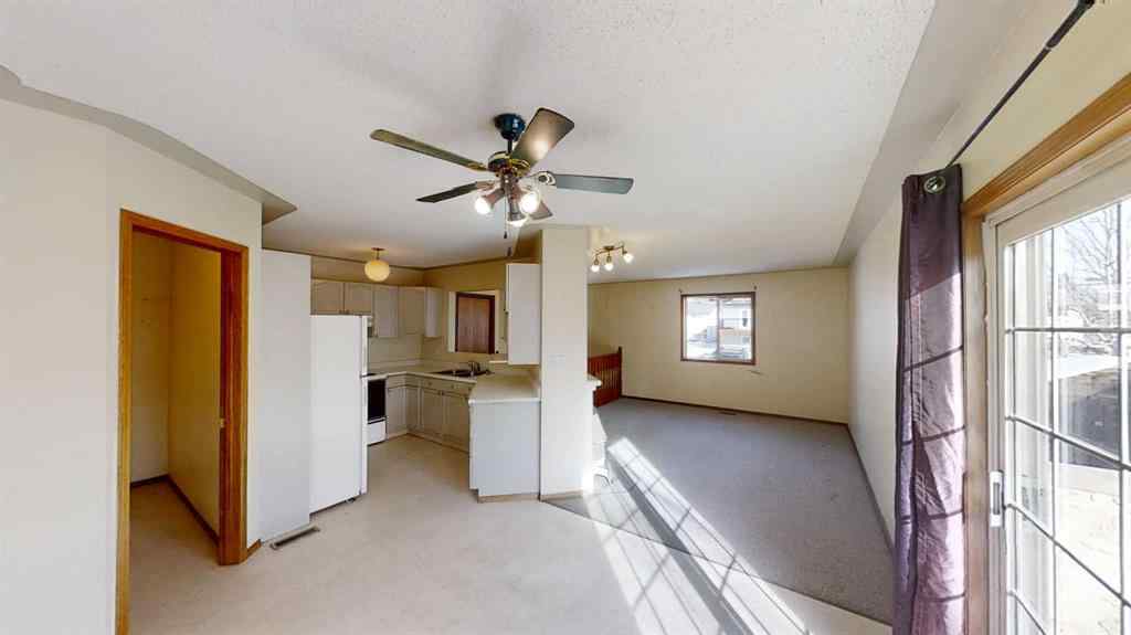 MLS® A2254299 - Unit #B 9406 100 Avenue  in Hillside Grande Prairie, Rental