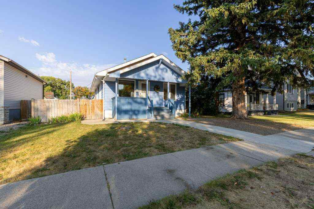MLS® A2254300 - 730 12A Street N in Senator Buchanan Lethbridge, Residential