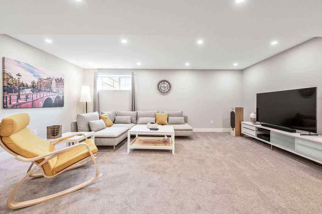 MLS® A2254302 - 88 Sundown Manor  in Sunset Ridge Cochrane, Residential