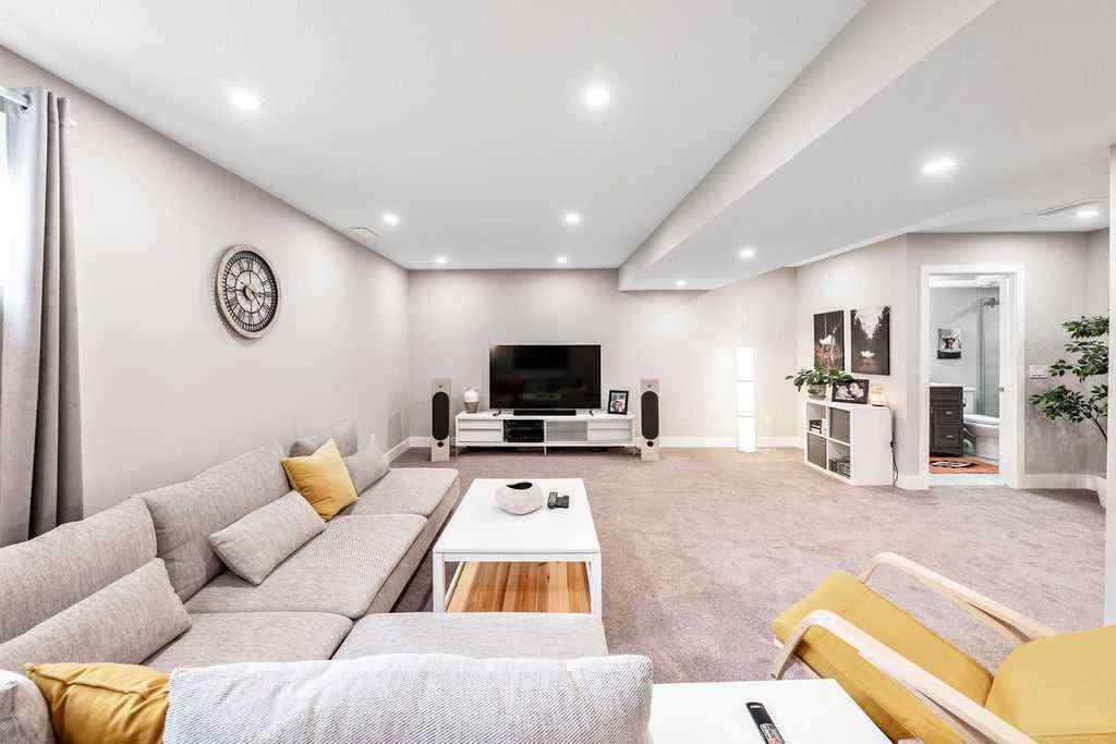 MLS® A2254302 - 88 Sundown Manor  in Sunset Ridge Cochrane, Residential