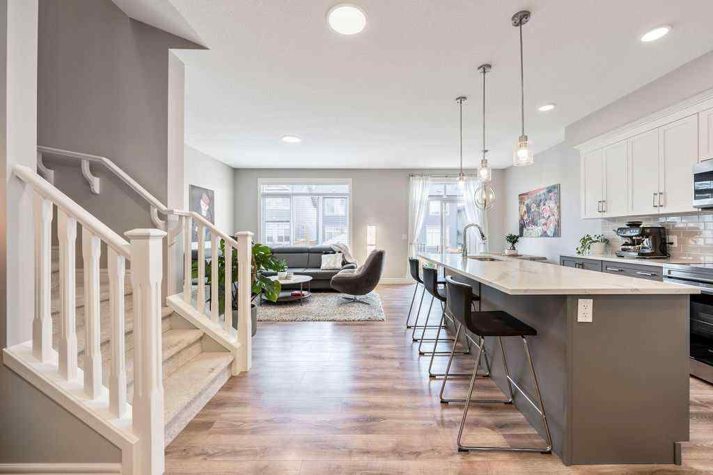 MLS® A2254302 - 88 Sundown Manor  in Sunset Ridge Cochrane, Residential