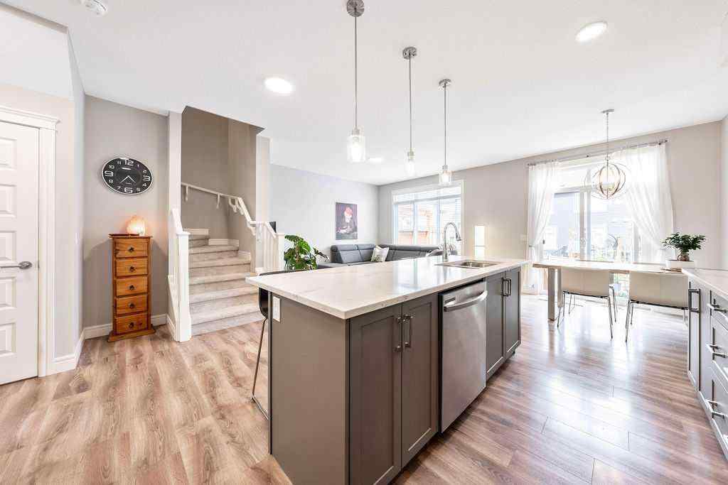 MLS® A2254302 - 88 Sundown Manor  in Sunset Ridge Cochrane, Residential