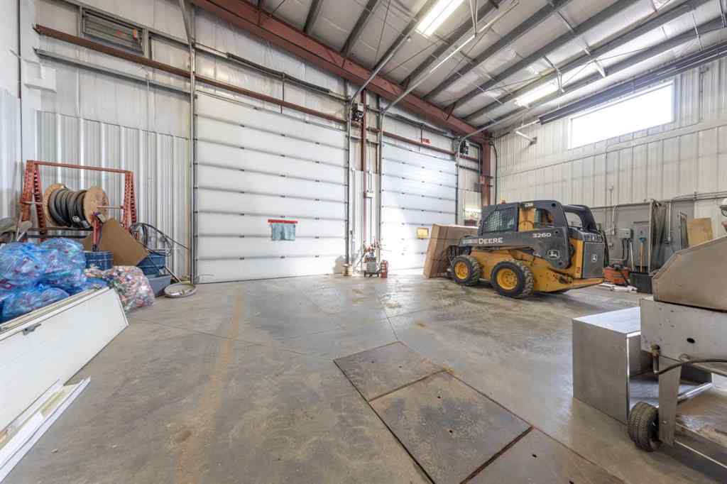 MLS® A2254306 - 7156 56 Street  in Hill Industrial Lloydminster, Commercial
