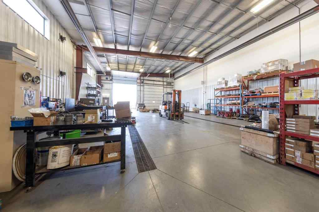MLS® A2254306 - 7156 56 Street  in Hill Industrial Lloydminster, Commercial