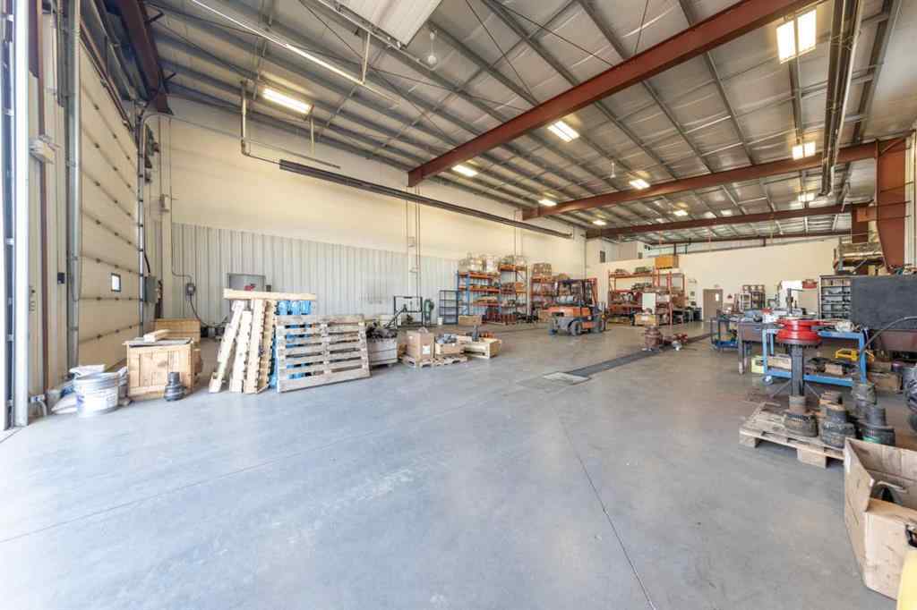 MLS® A2254306 - 7156 56 Street  in Hill Industrial Lloydminster, Commercial