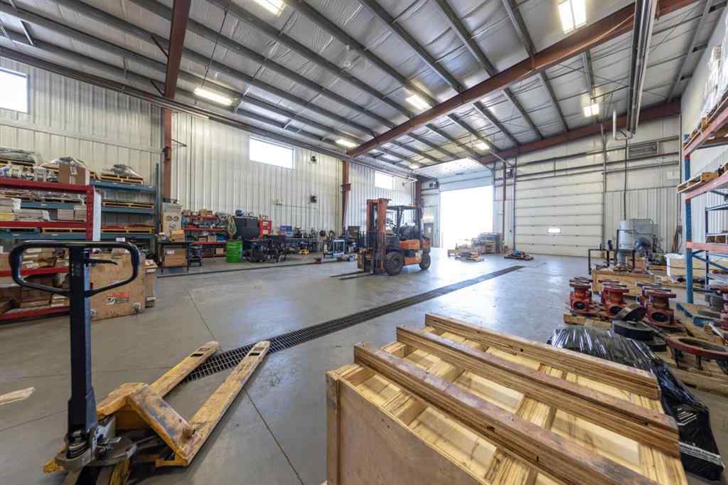 MLS® A2254306 - 7156 56 Street  in Hill Industrial Lloydminster, Commercial