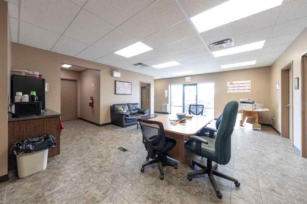 MLS® A2254306 - 7156 56 Street  in Hill Industrial Lloydminster, Commercial