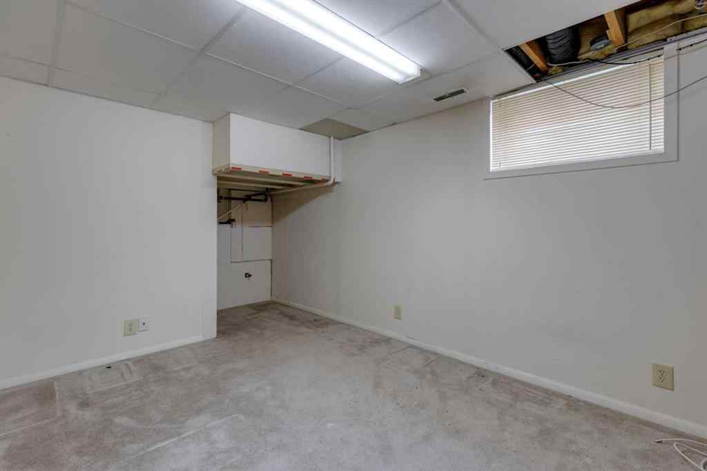 MLS® A2254308 - 2240 35 Street SW in Killarney/Glengarry Calgary, Residential