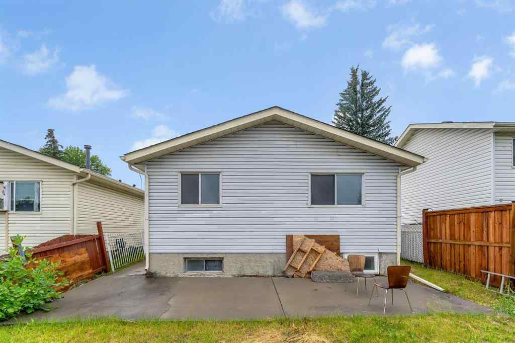 MLS® A2254309 - 380 Falton Drive NE in Falconridge Calgary, Residential
