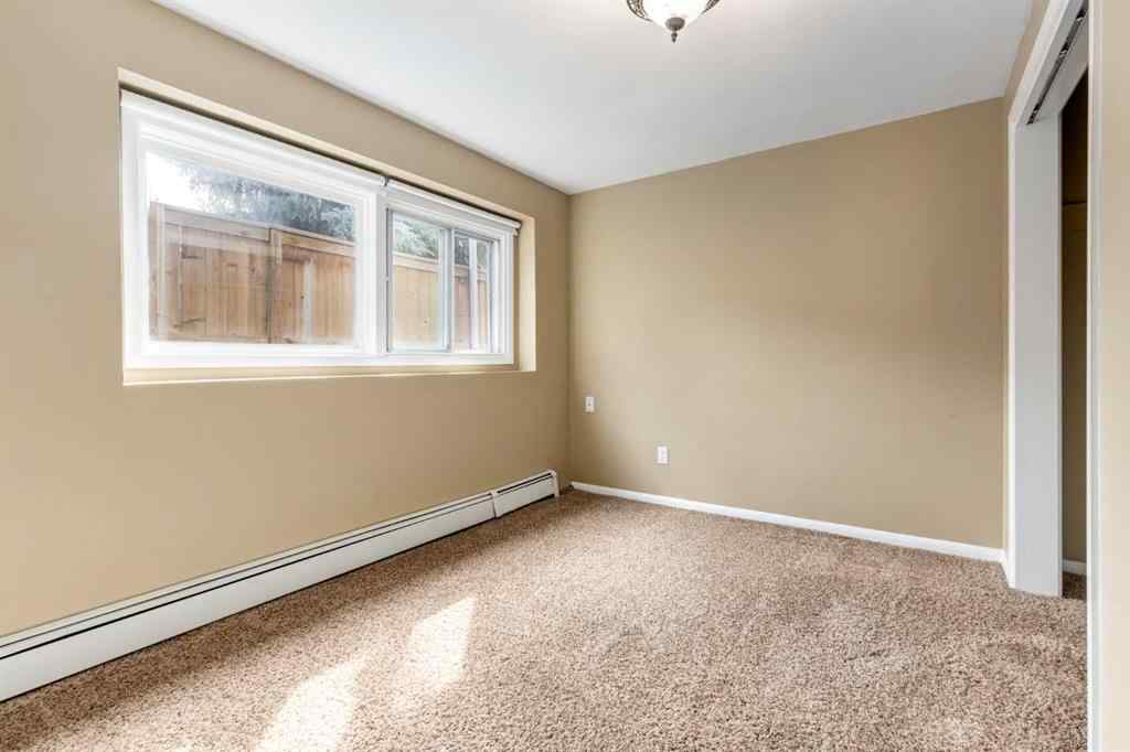 MLS® A2254311 - 911 80 Avenue SW in Chinook Park Calgary, Residential