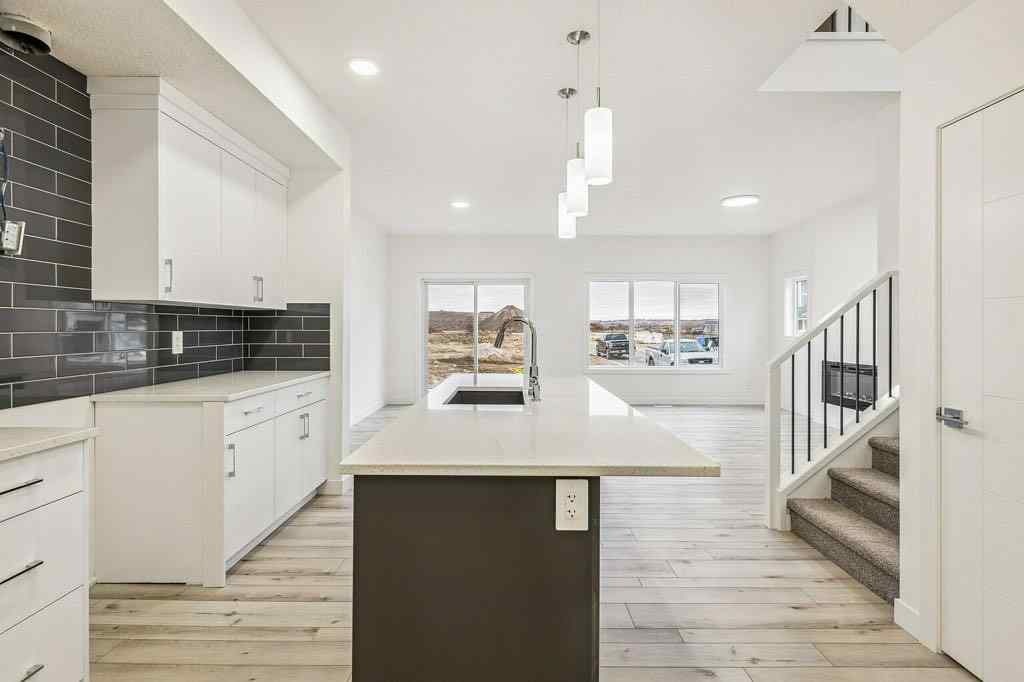 MLS® A2254315 - 39 Legacy Glen Heights SE in Legacy Calgary, Residential
