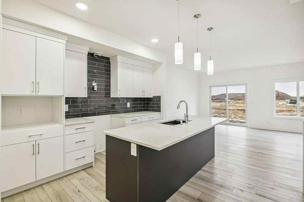 MLS® A2254315 - 39 Legacy Glen Heights SE in Legacy Calgary, Residential