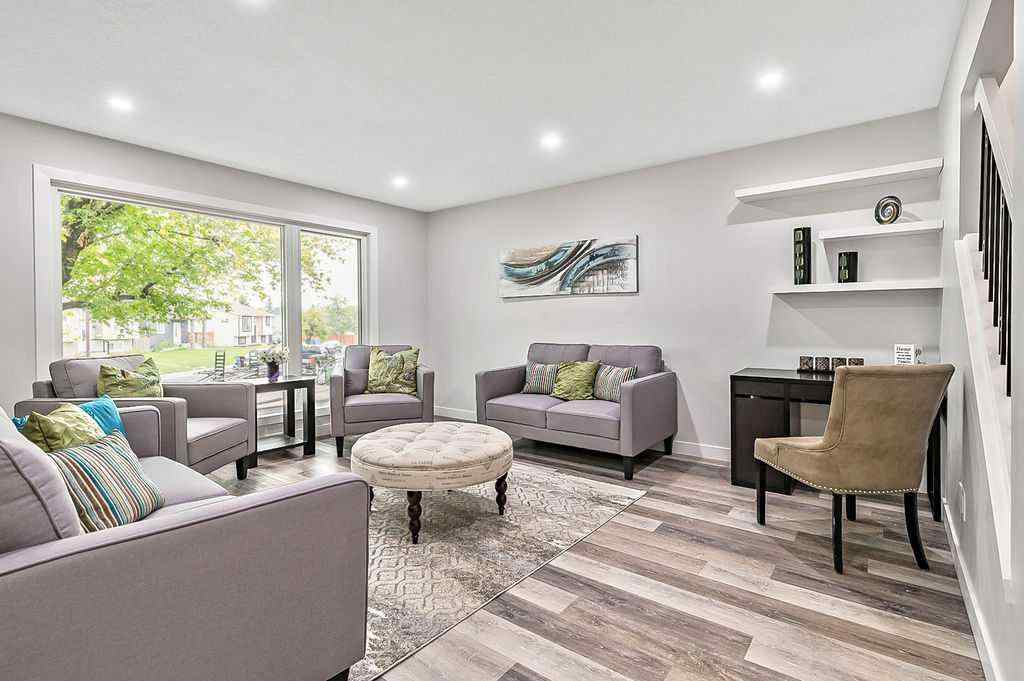 MLS® A2254317 - 31 Castlebrook Road NE in Castleridge Calgary, Residential