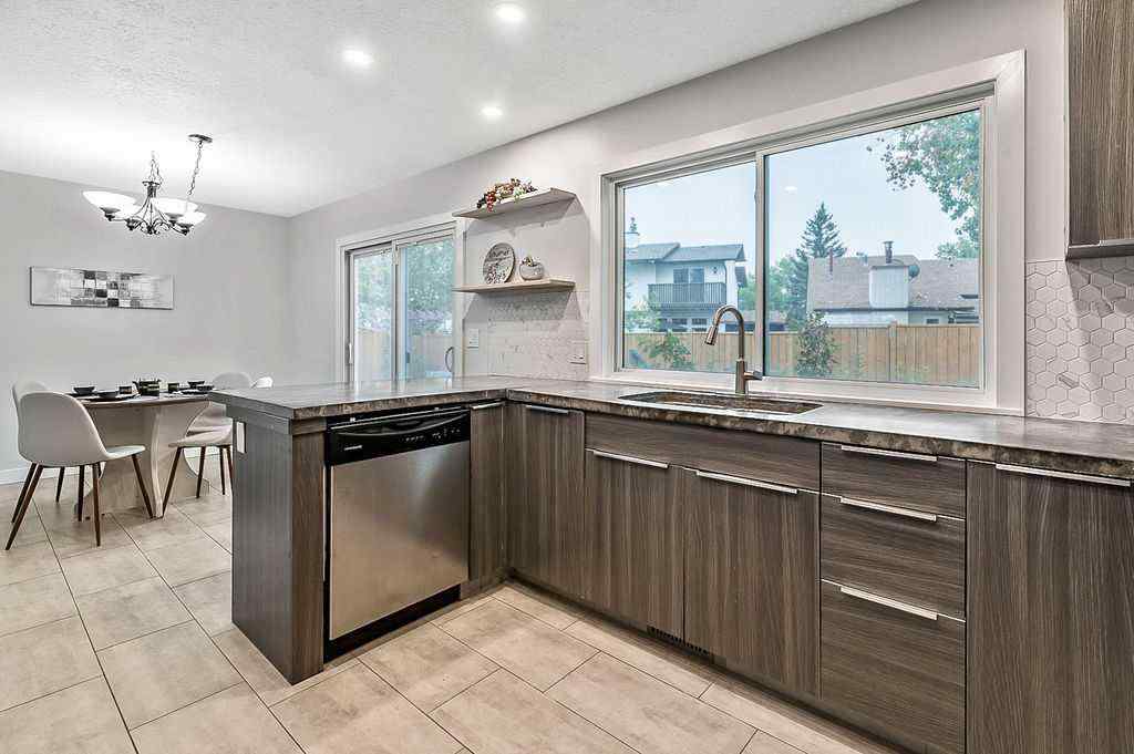 MLS® A2254317 - 31 Castlebrook Road NE in Castleridge Calgary, Residential