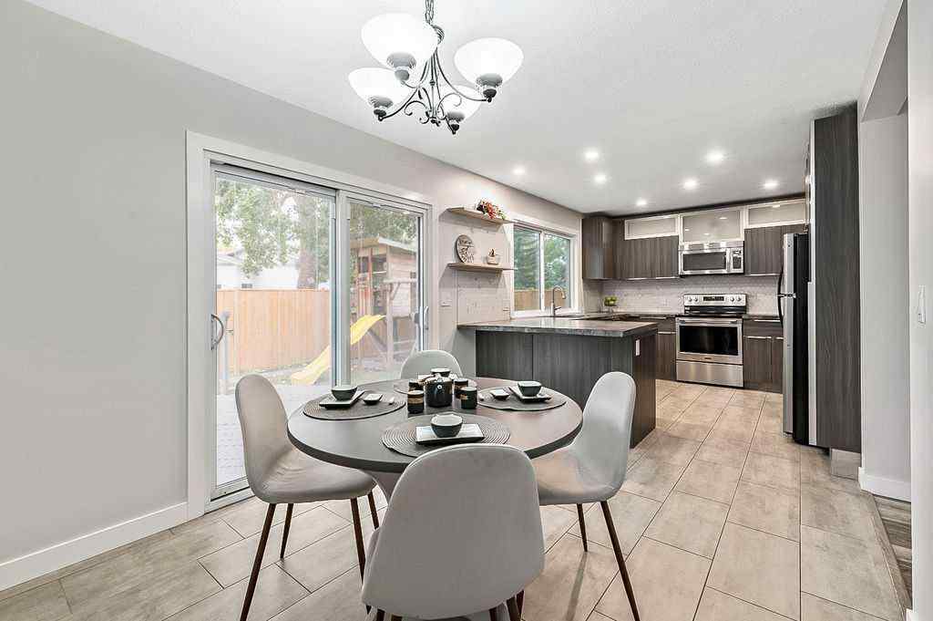 MLS® A2254317 - 31 Castlebrook Road NE in Castleridge Calgary, Residential