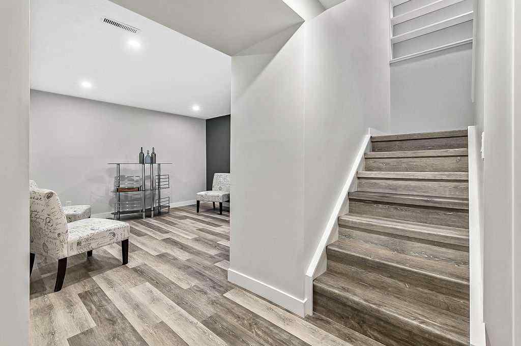 MLS® A2254317 - 31 Castlebrook Road NE in Castleridge Calgary, Residential