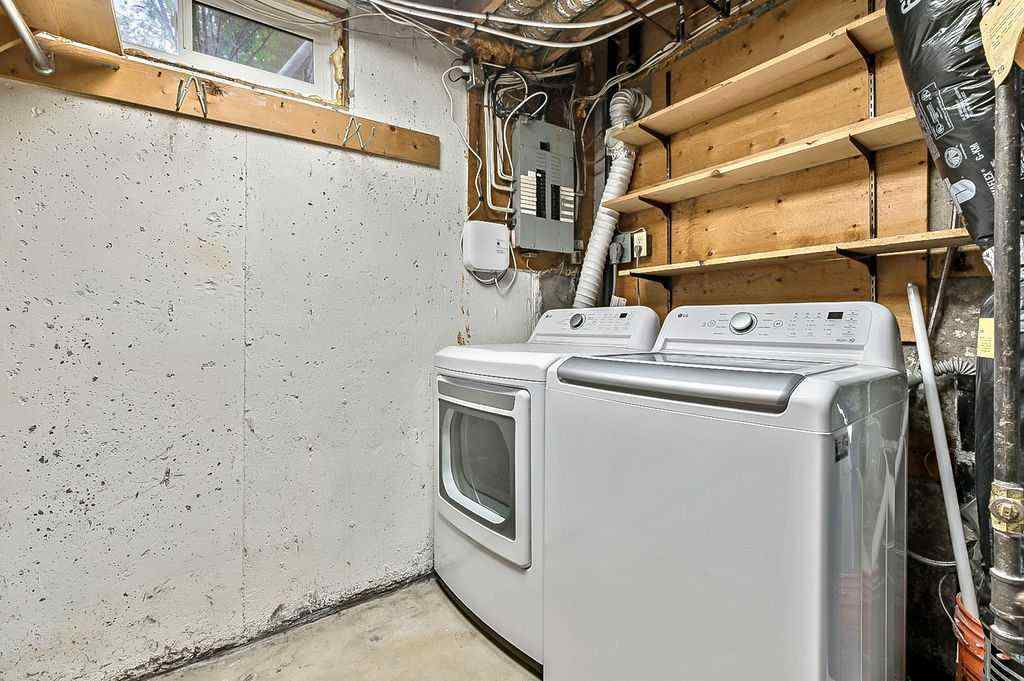 MLS® A2254317 - 31 Castlebrook Road NE in Castleridge Calgary, Residential