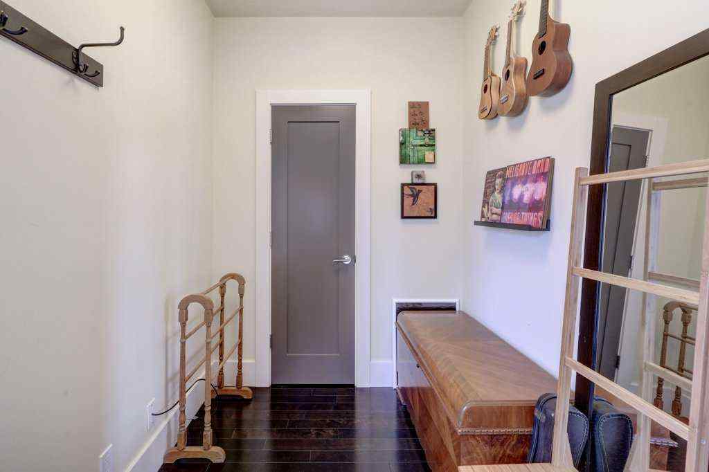 MLS® A2254319 - 1728 13 Avenue SW in Sunalta Calgary, Residential