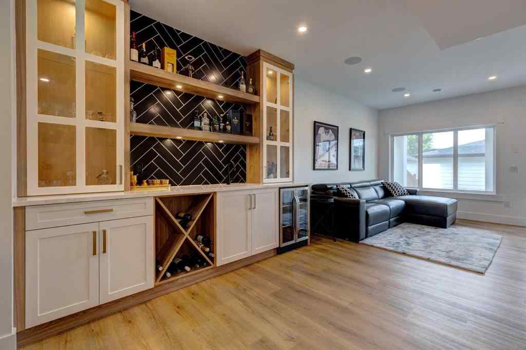 MLS® A2254324 - 2420 30 Avenue SW in Richmond Calgary, Residential