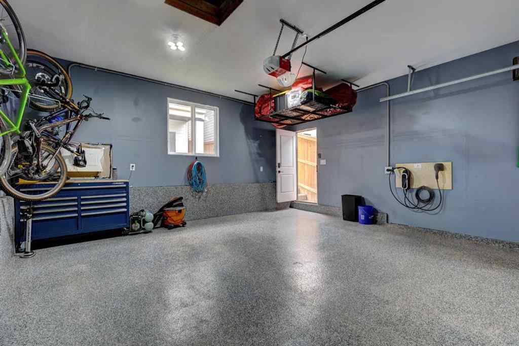 MLS® A2254324 - 2420 30 Avenue SW in Richmond Calgary, Residential