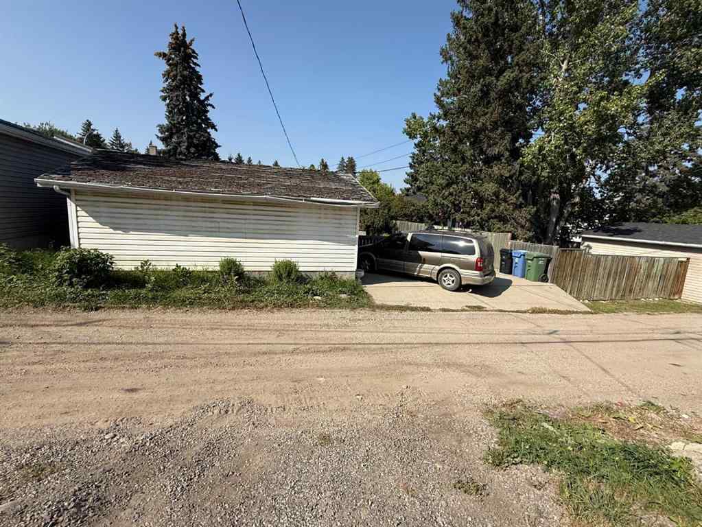 MLS® A2254328 - 3243 Kenmare Crescent SW in Killarney/Glengarry Calgary, Residential