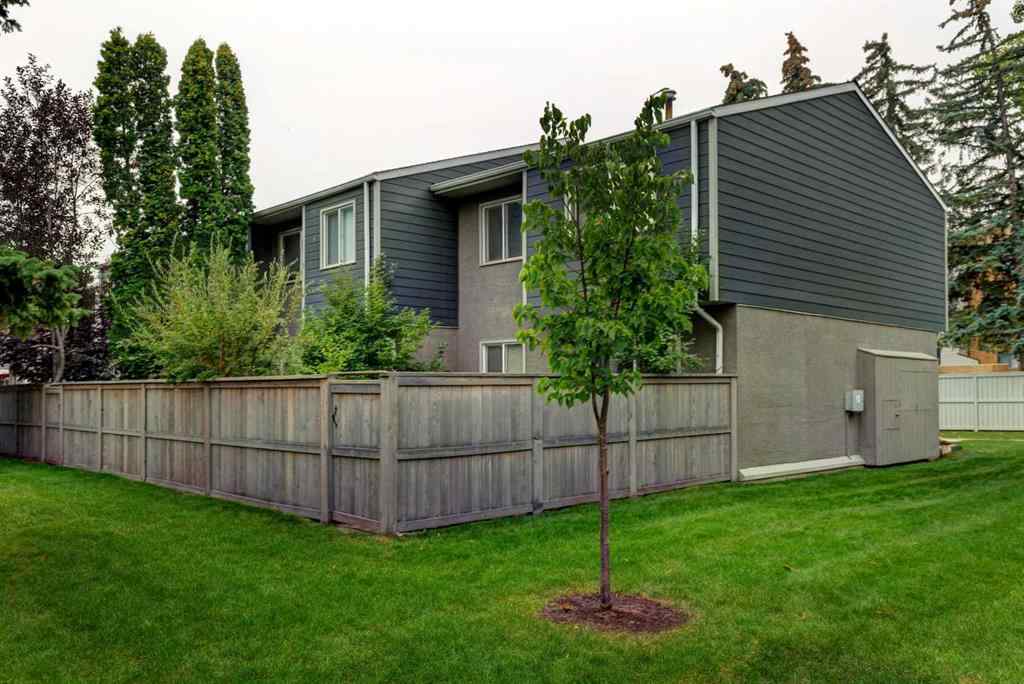 MLS® A2254329 - Unit #30 219 90 Avenue SE in Acadia Calgary, Residential