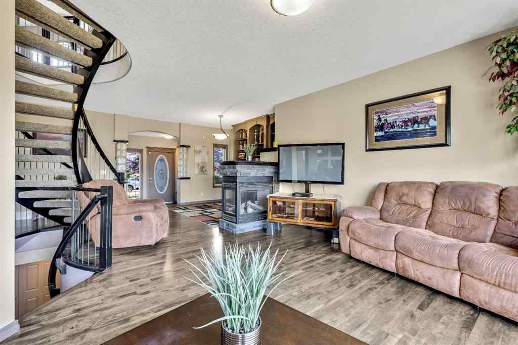 MLS® A2254330 - 943 Bayside Drive SW in Bayside Airdrie, Residential