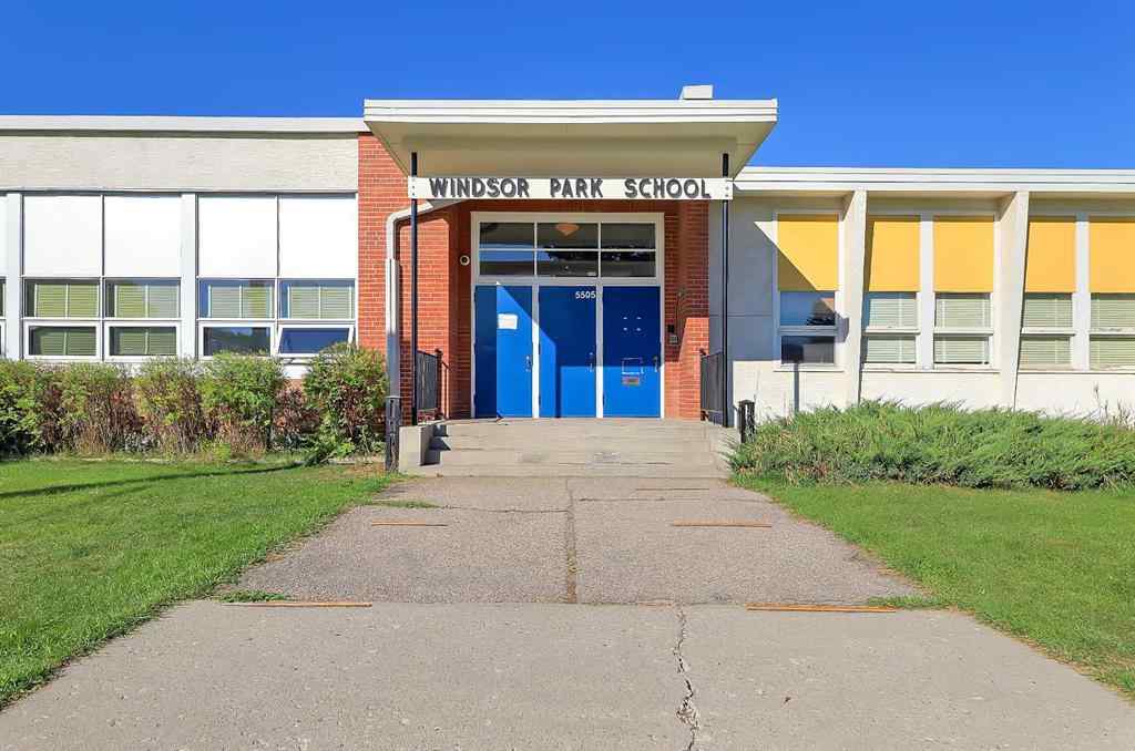MLS® A2254331 - Unit #1 512 56 Avenue SW in Windsor Park Calgary, Residential