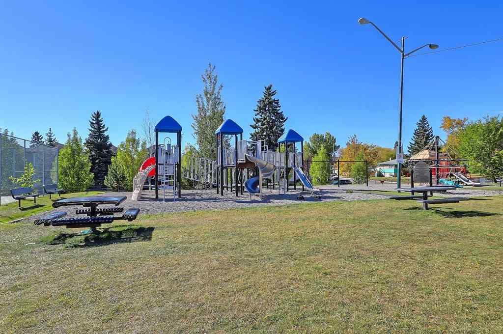 MLS® A2254331 - Unit #1 512 56 Avenue SW in Windsor Park Calgary, Residential