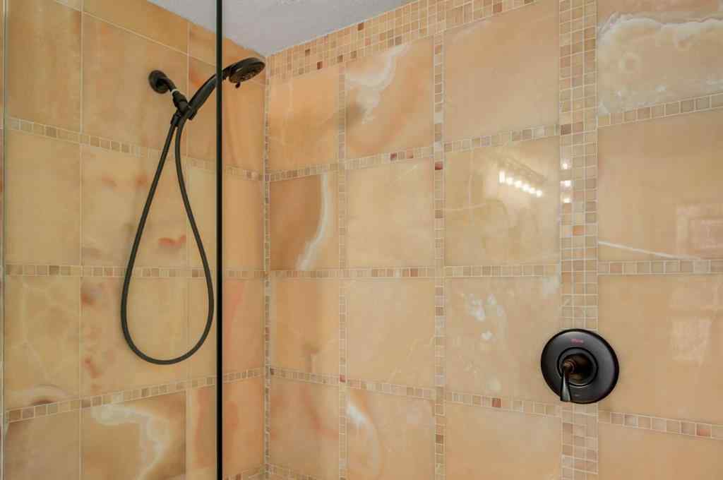 MLS® A2254334 - Unit #292 20 Coachway Road SW in Coach Hill Calgary, Residential